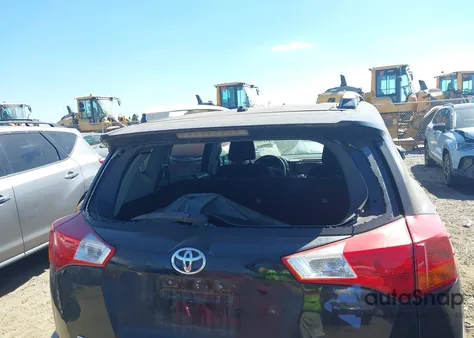 2015 Toyota Rav4 Le из США, поврежденный, VIN 2T3BFREV5FW298856